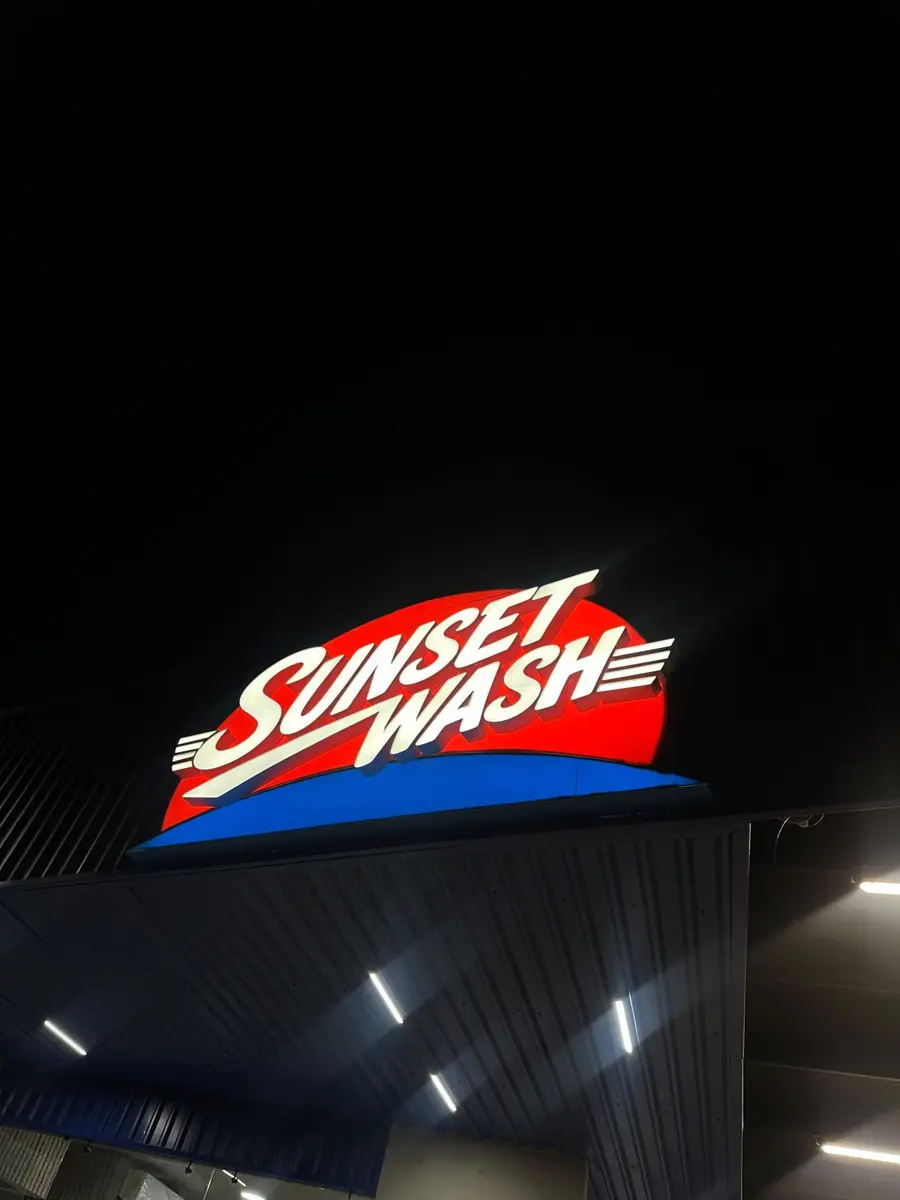 Letrero luminoso para Sunset Wash